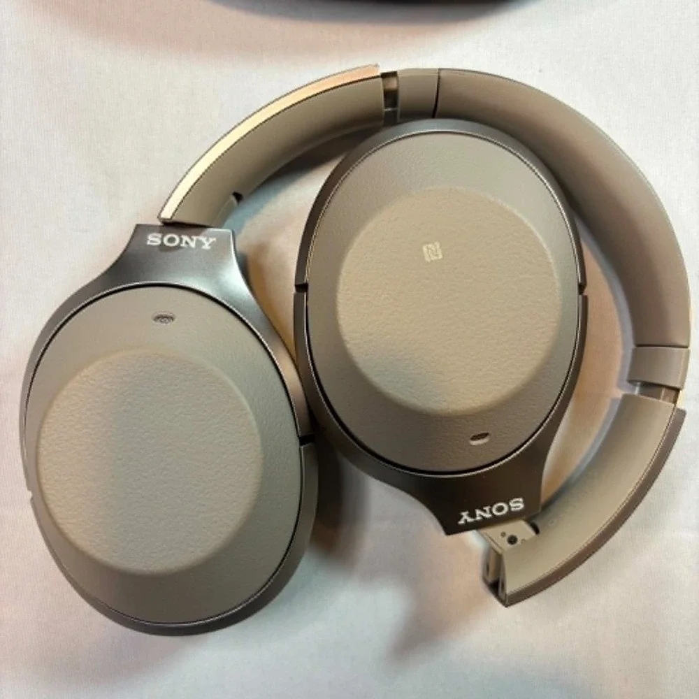 Sony WH-1000XM2 Wireless Noise Canceling Over Ear Headphones Gold Case TESTED